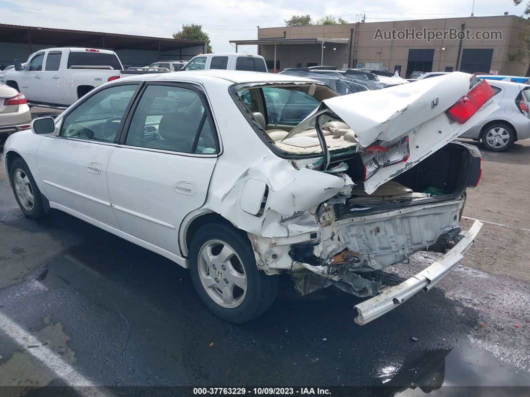 2000 Honda Accord 2.3 Ex White vin: 1HGCG6681YA095569