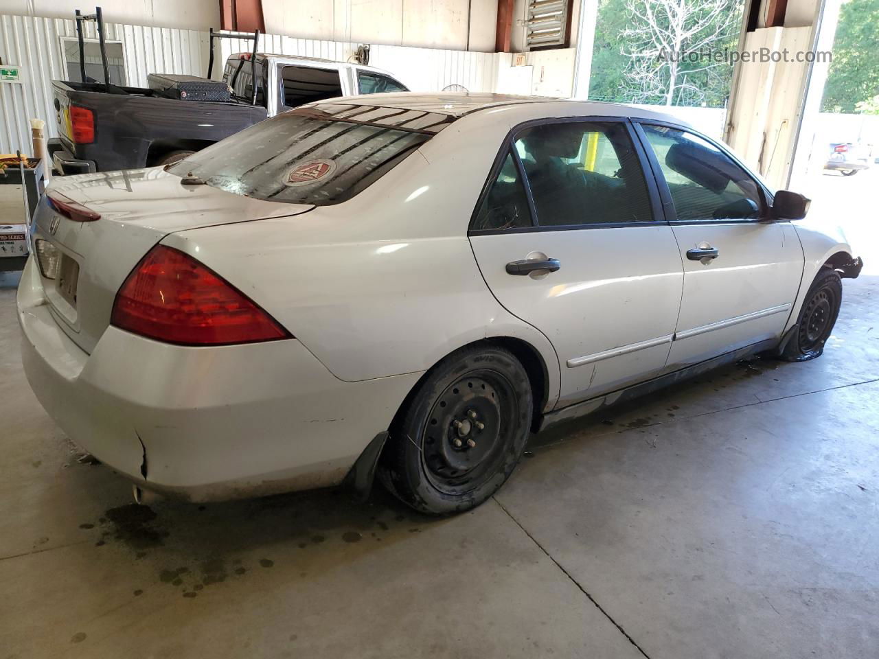 2007 Honda Accord Value Silver vin: 1HGCM56197A057821