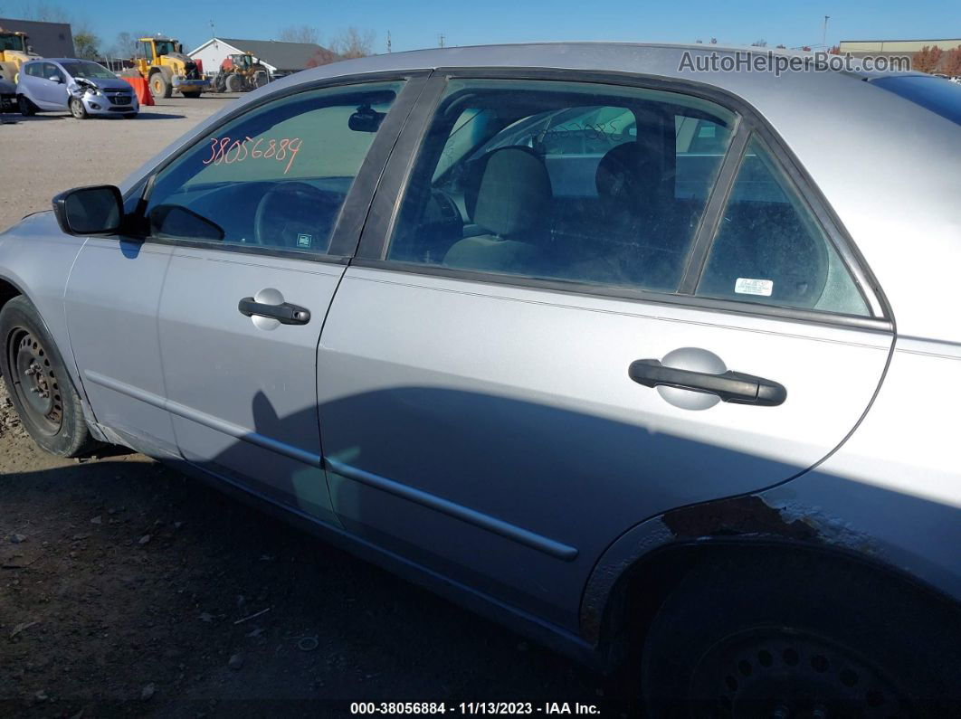 2005 Honda Accord Sdn Dx Серебряный vin: 1HGCM561X5A121006