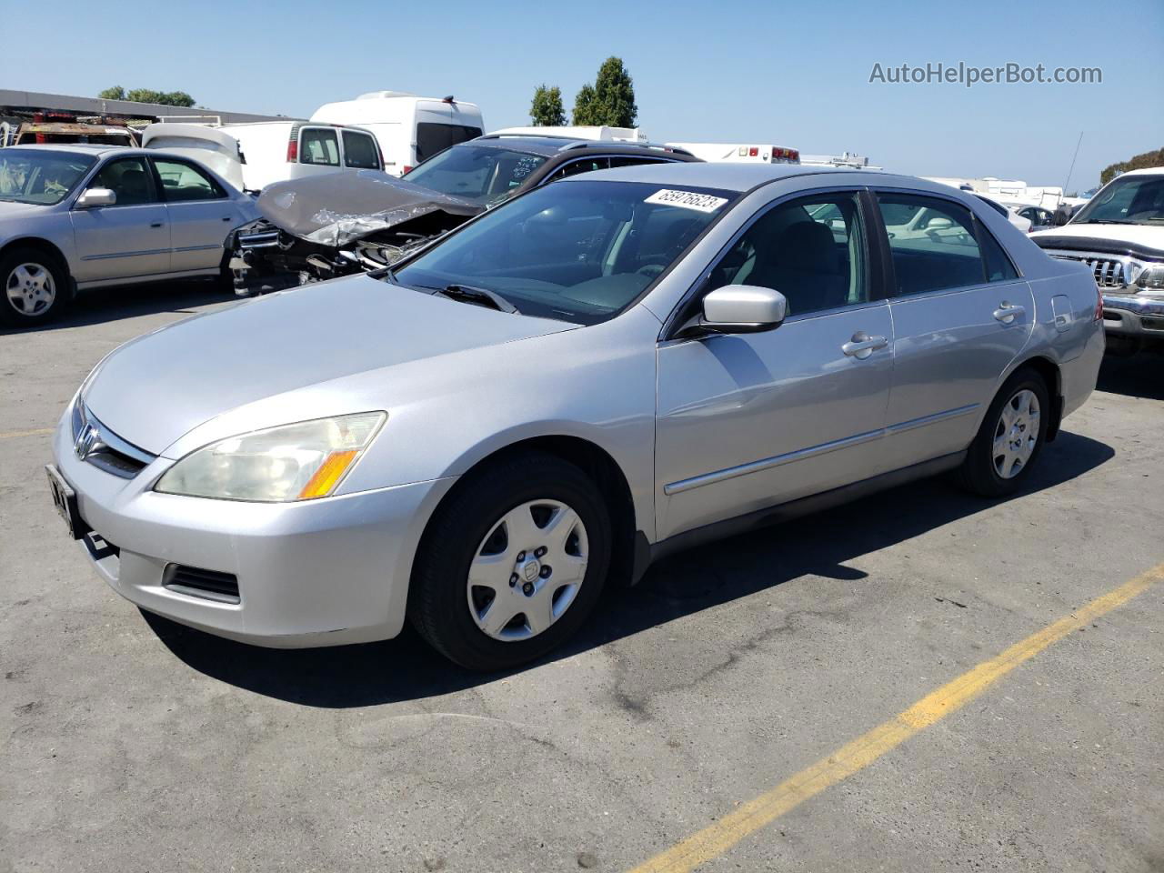 2007 Honda Accord Lx Silver vin: 1HGCM56417A208001