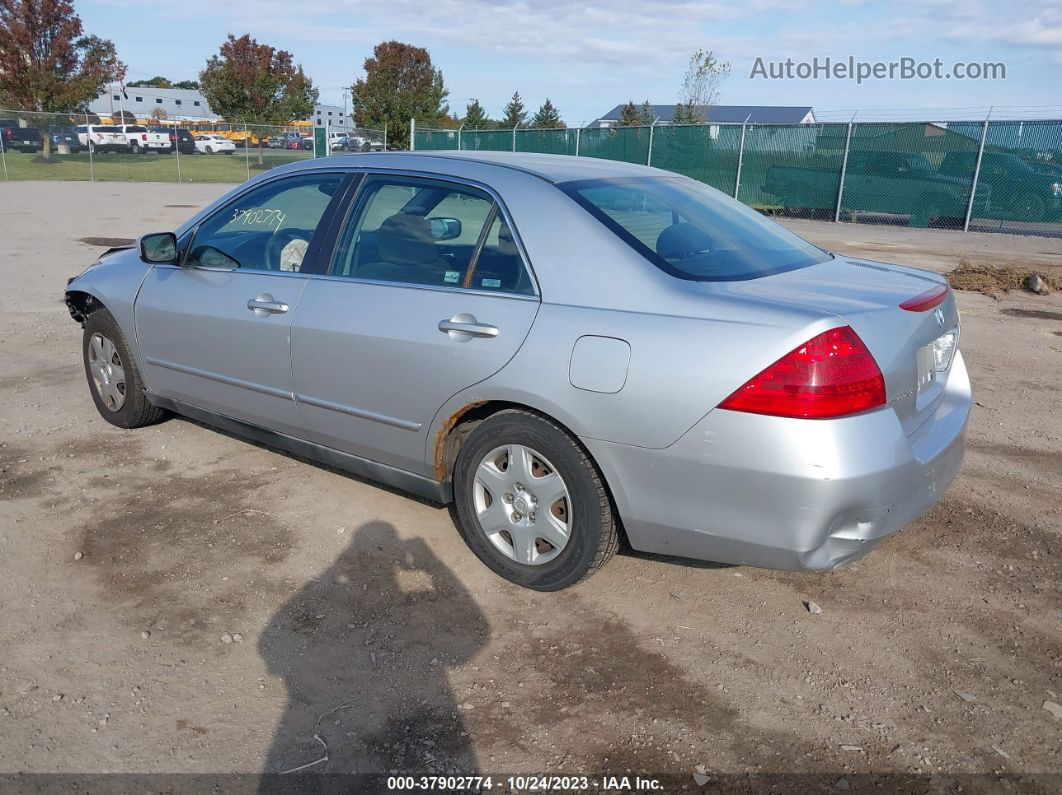 2007 Honda Accord Sdn Lx Silver vin: 1HGCM56437A100379