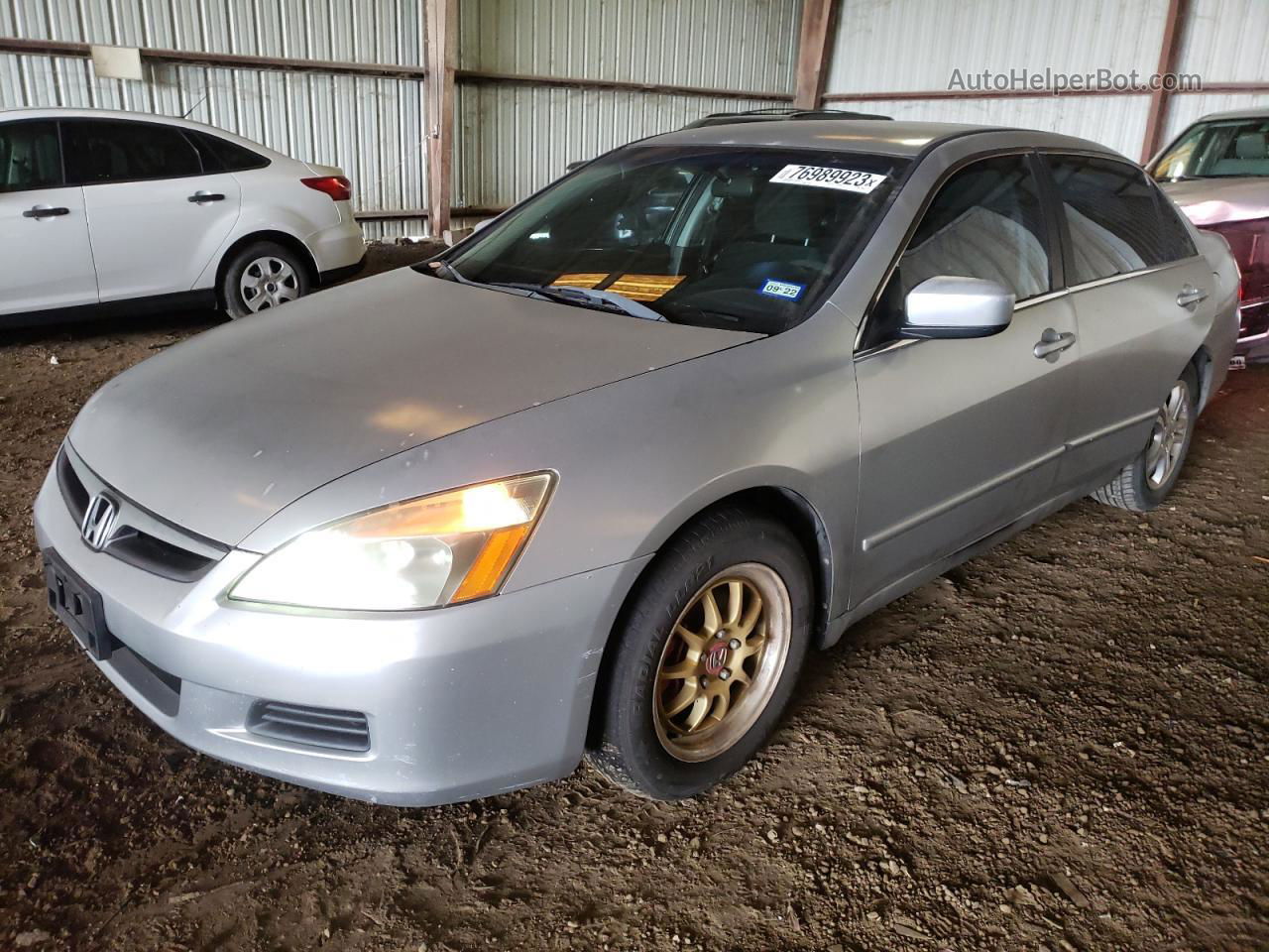 2007 Honda Accord Lx Silver vin: 1HGCM56447A049815