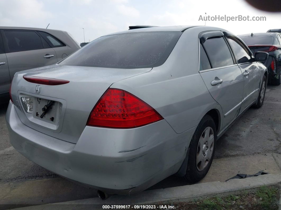 2007 Honda Accord Sdn Lx Silver vin: 1HGCM56447A143127