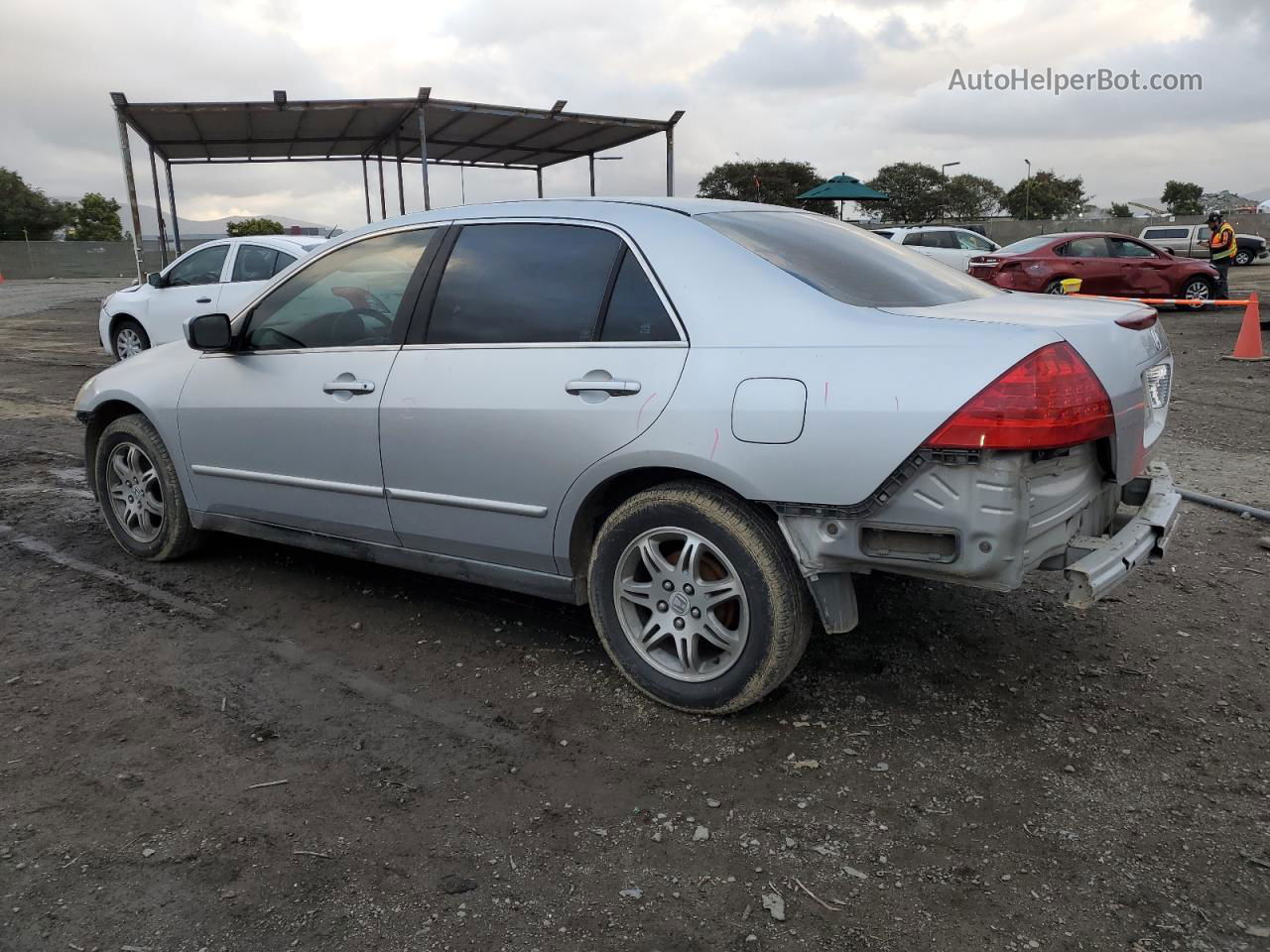 2007 Honda Accord Lx Silver vin: 1HGCM56457A216134