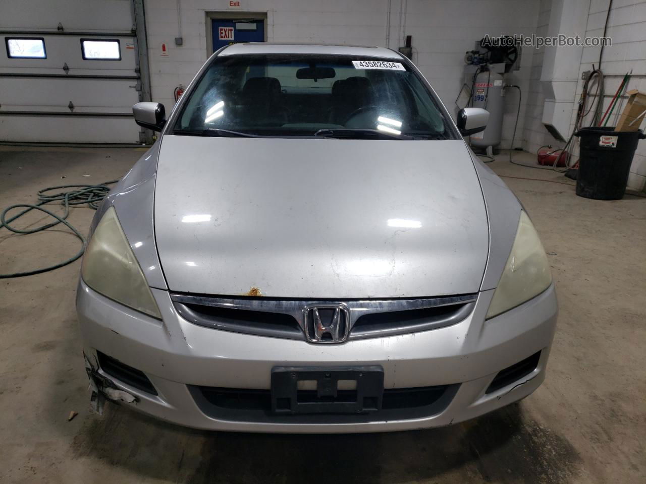 2007 Honda Accord Ex Серый vin: 1HGCM56867A050869