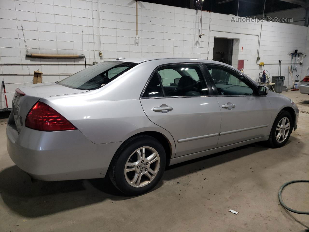 2007 Honda Accord Ex Серый vin: 1HGCM56867A050869