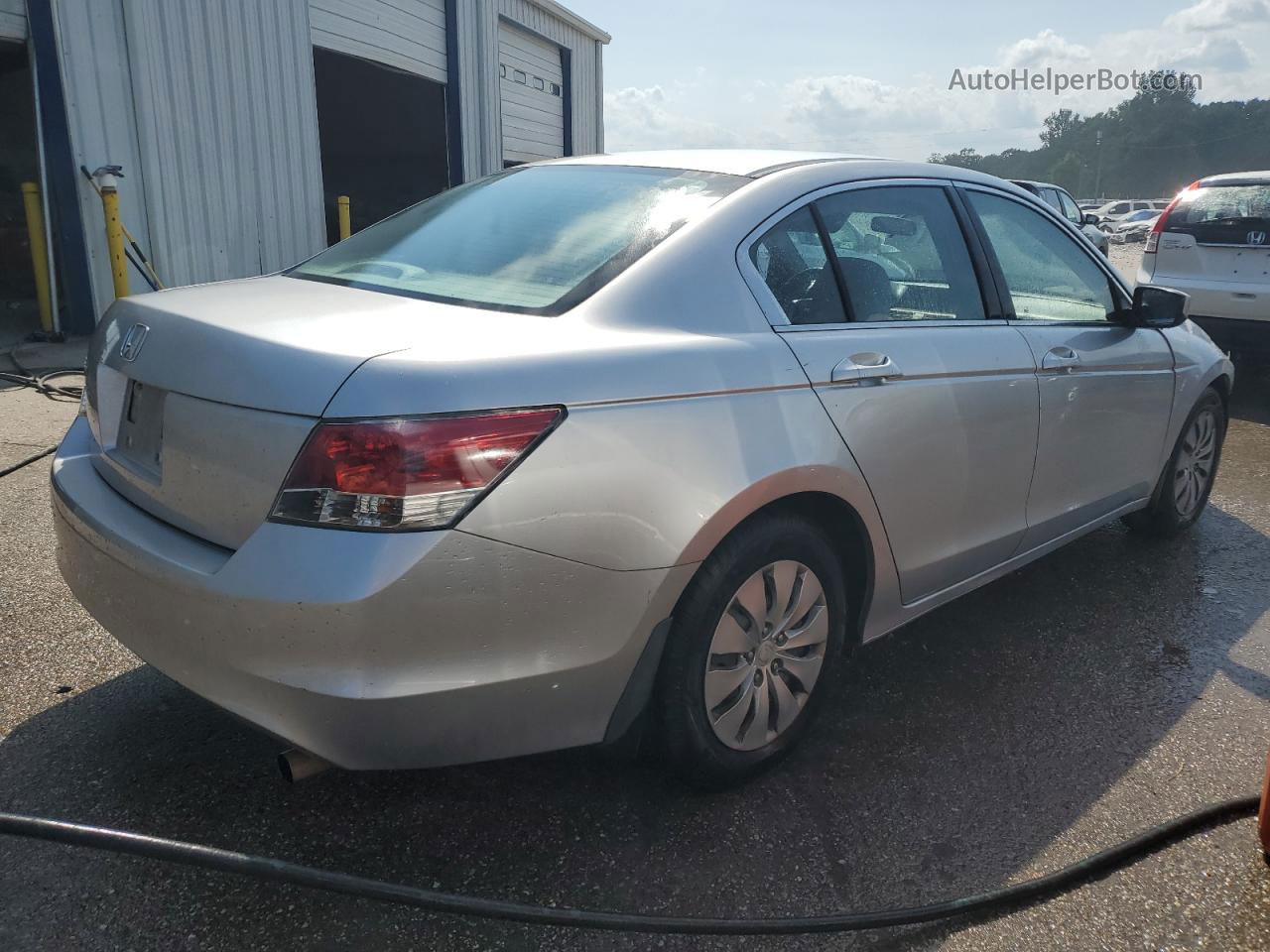 2008 Honda Accord Lx Silver vin: 1HGCP26328A022921