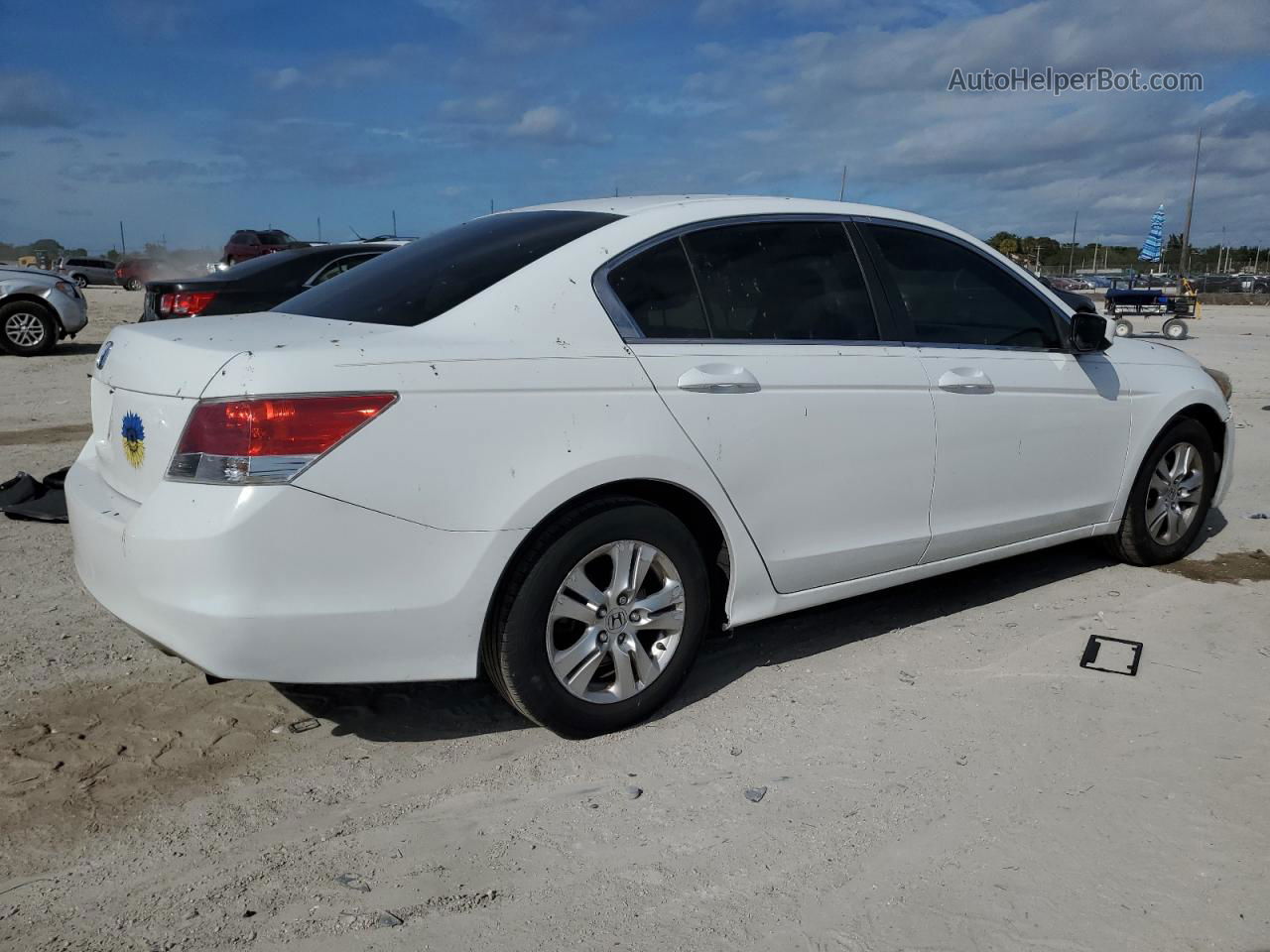 2009 Honda Accord Lxp White vin: 1HGCP26479A149402