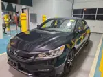 2017 Honda Accord   vin: 1HGCR2E14HA126014