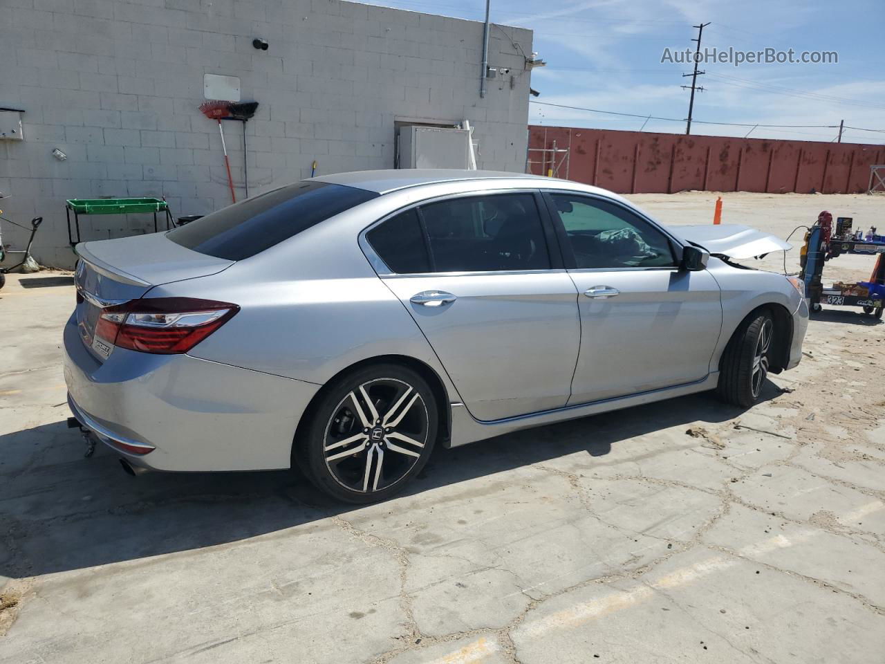 2017 Honda Accord Sport Special Edition Silver vin: 1HGCR2F11HA266651