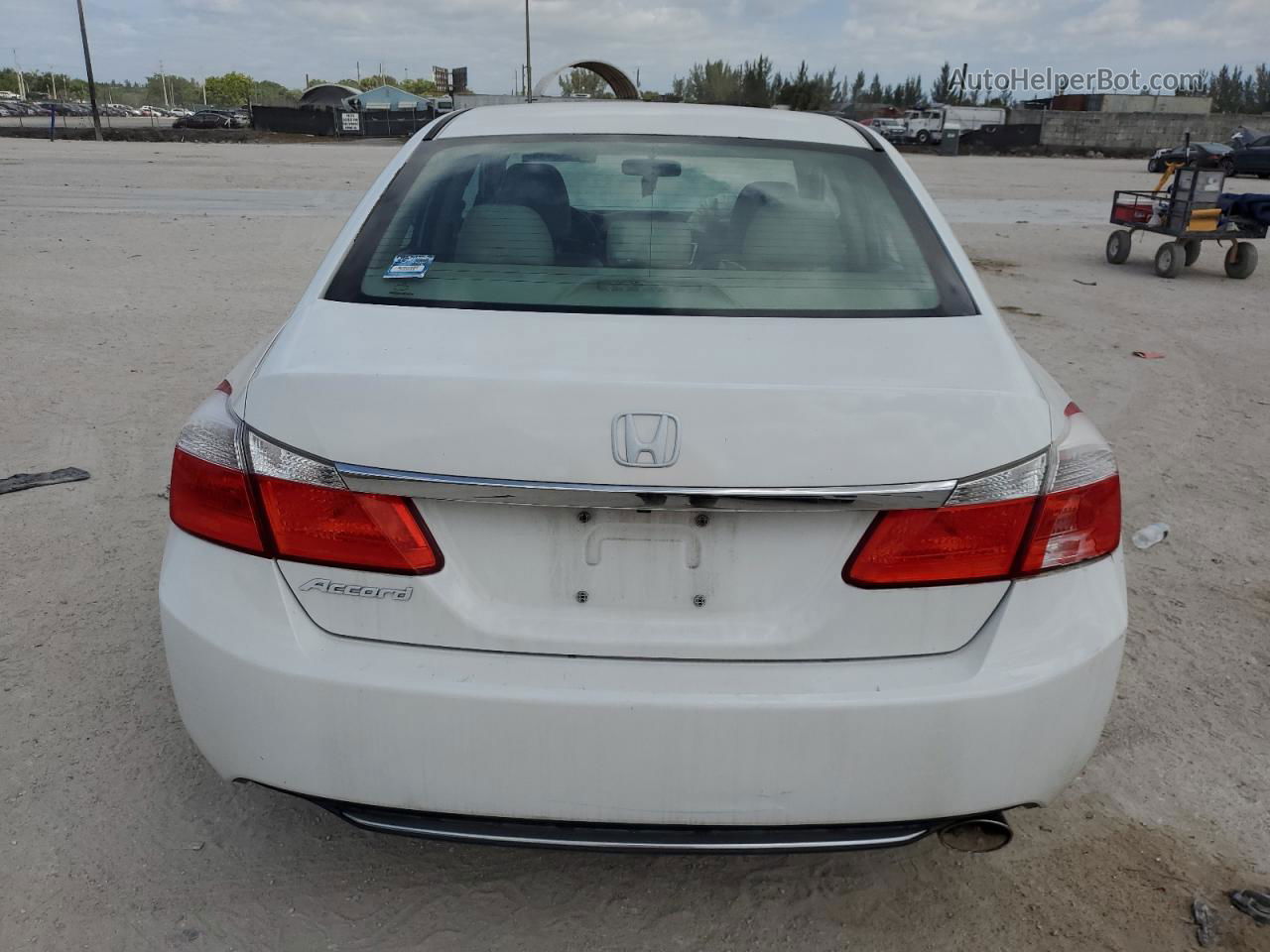 2014 Honda Accord Lx White vin: 1HGCR2F32EA151411