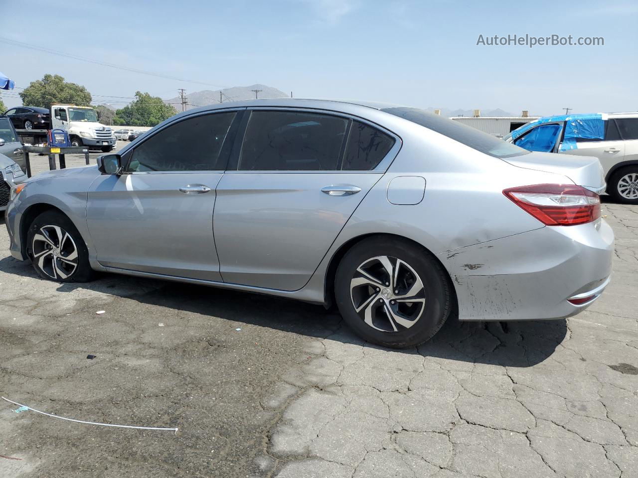 2017 Honda Accord Lx Silver vin: 1HGCR2F32HA243168