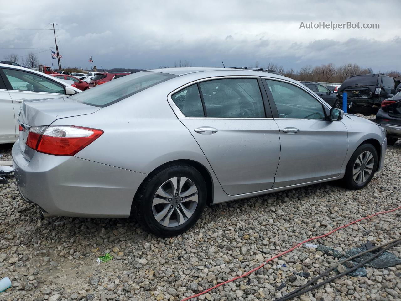 2015 Honda Accord Lx Серебряный vin: 1HGCR2F35FA150092