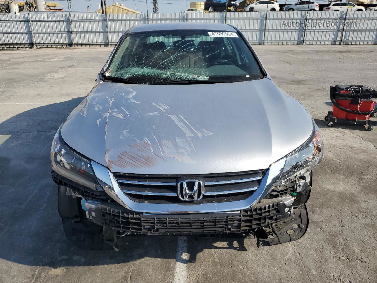 2015 Honda Accord Lx Silver vin: 1HGCR2F35FA152361