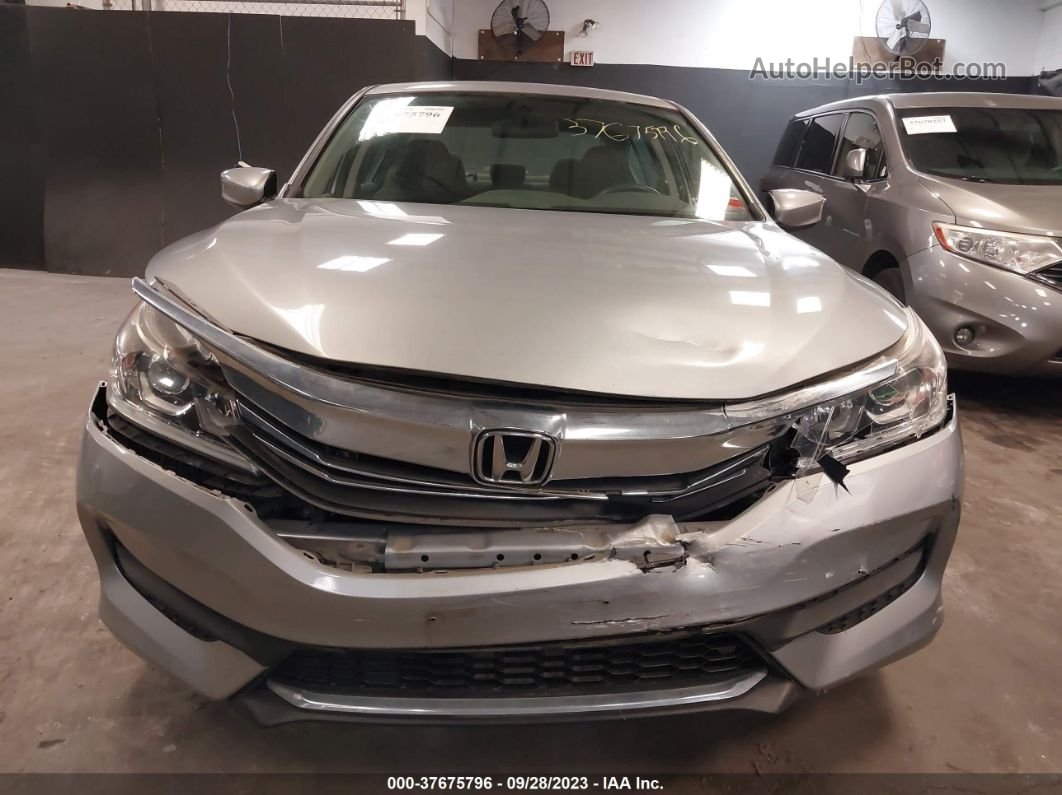 2017 Honda Accord Sedan Lx Silver vin: 1HGCR2F36HA270020