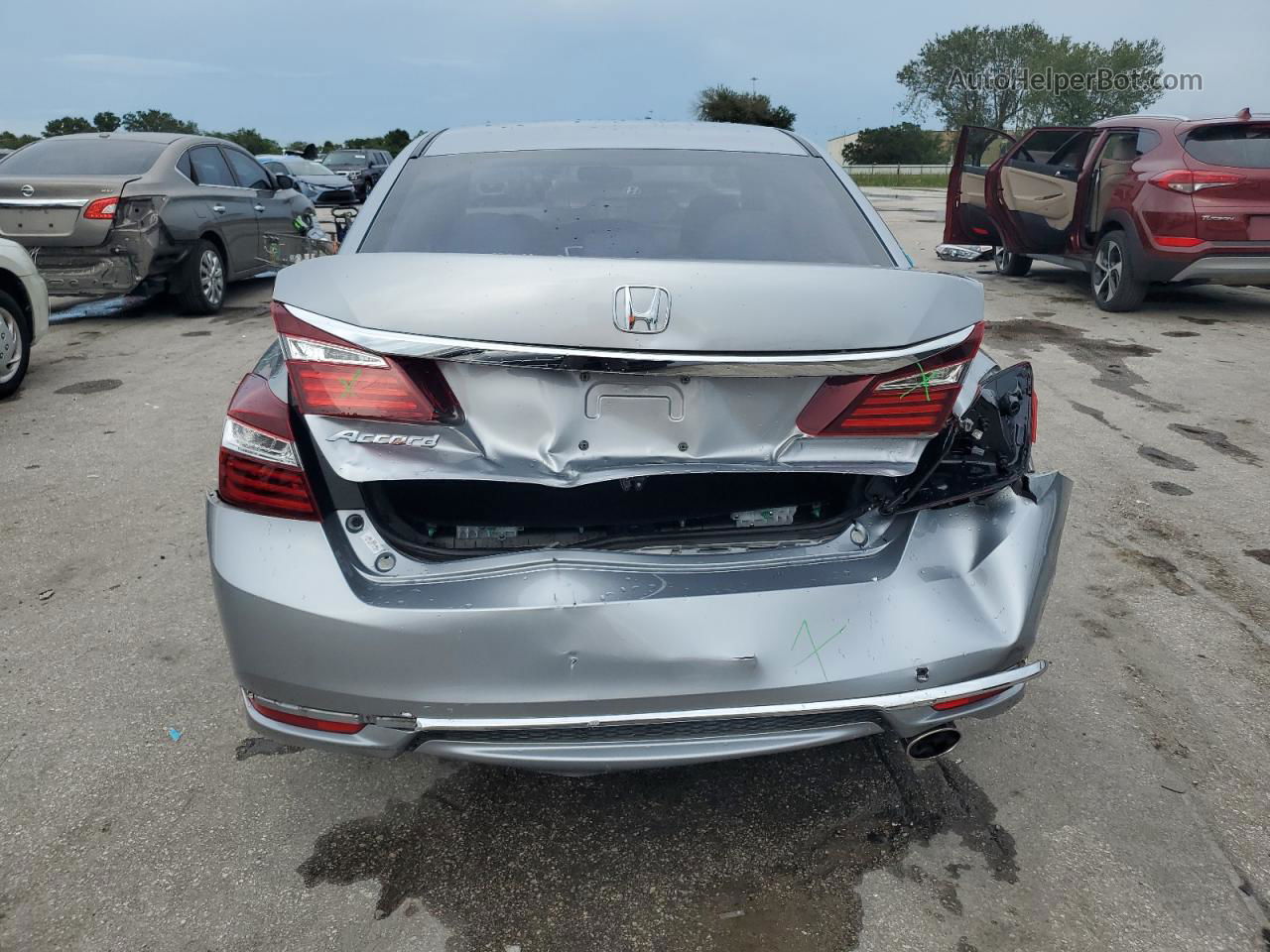 2017 Honda Accord Lx Silver vin: 1HGCR2F38HA129790