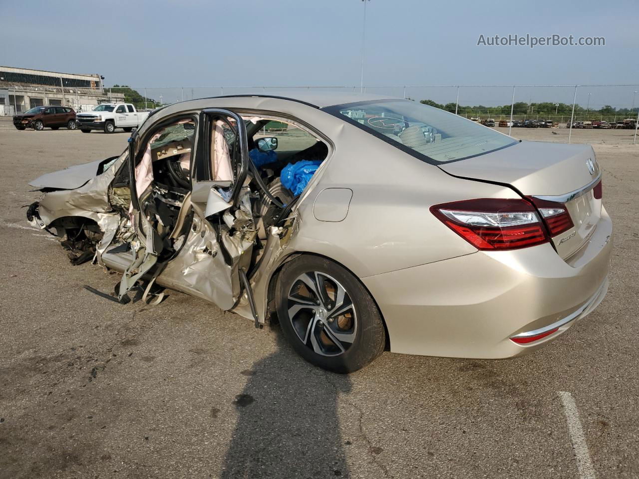 2017 Honda Accord Lx Tan vin: 1HGCR2F39HA168033