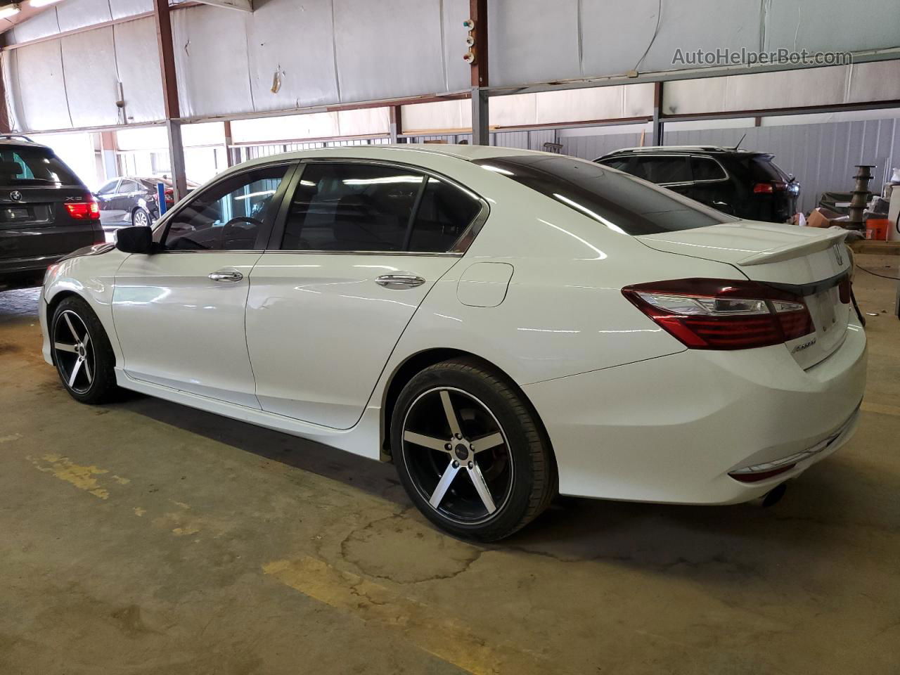 2017 Honda Accord Sport White vin: 1HGCR2F51HA042265