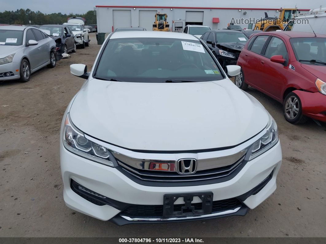 2017 Honda Accord Sport White vin: 1HGCR2F51HA161319