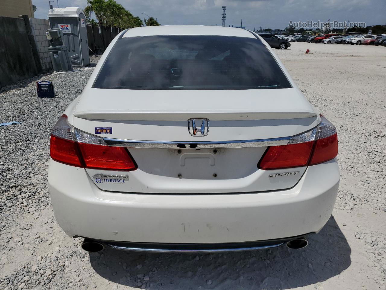 2015 Honda Accord Sport White vin: 1HGCR2F54FA109471