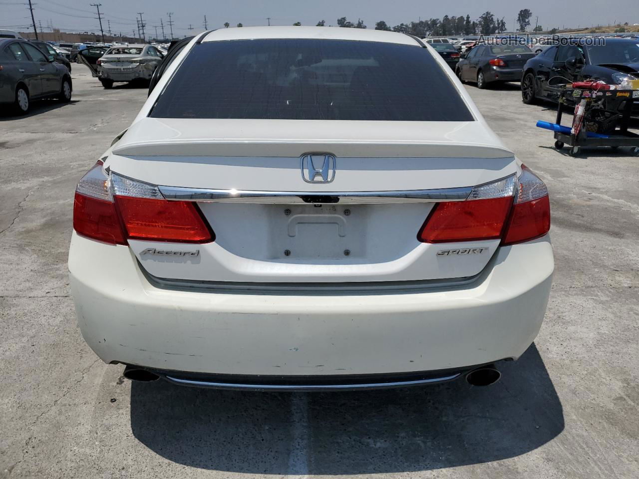 2015 Honda Accord Sport White vin: 1HGCR2F57FA157434