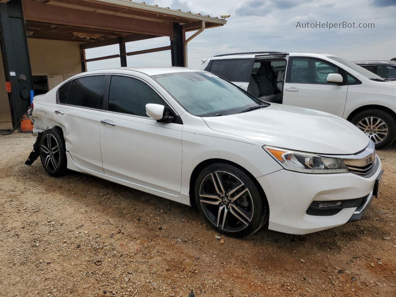 2017 Honda Accord Sport White vin: 1HGCR2F66HA023459