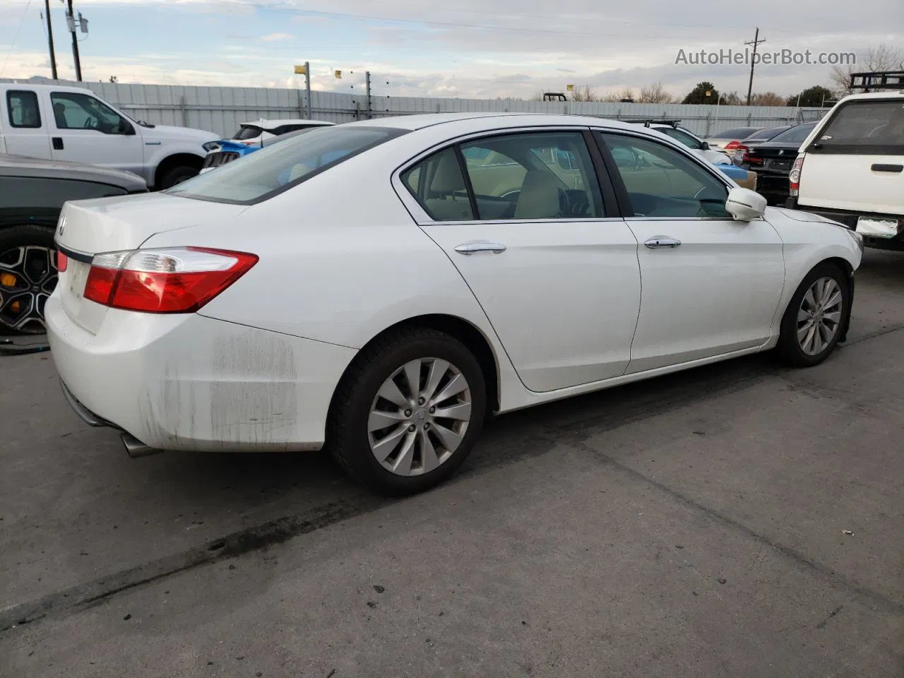 2014 Honda Accord Ex White vin: 1HGCR2F77EA162066