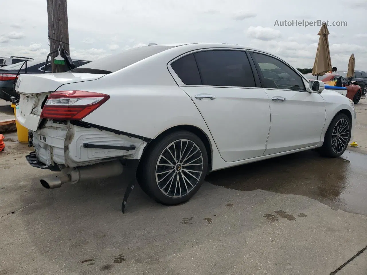 2017 Honda Accord Ex White vin: 1HGCR2F78HA190656