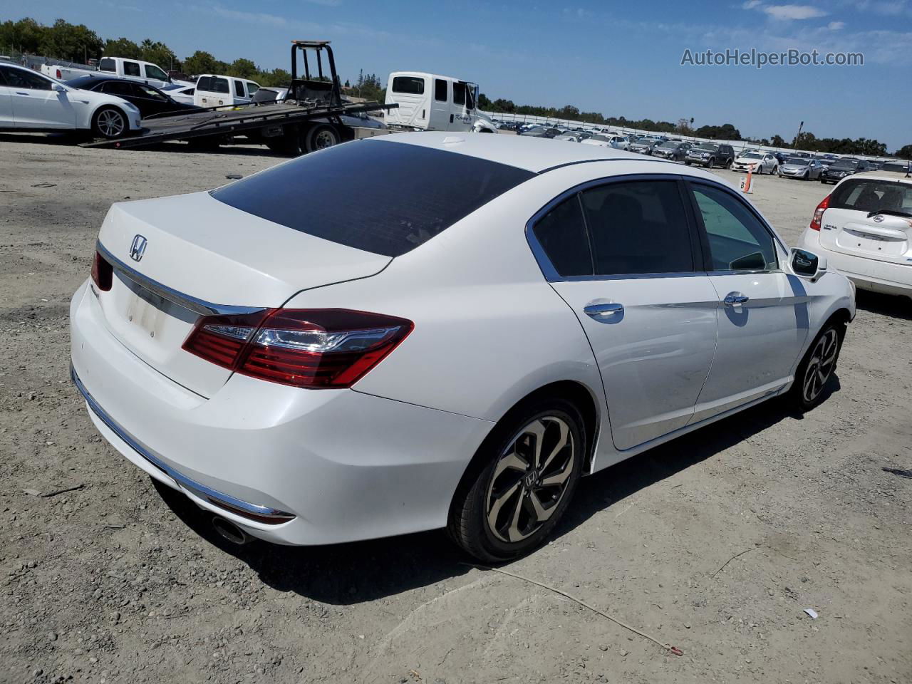 2017 Honda Accord Exl White vin: 1HGCR2F81HA144207