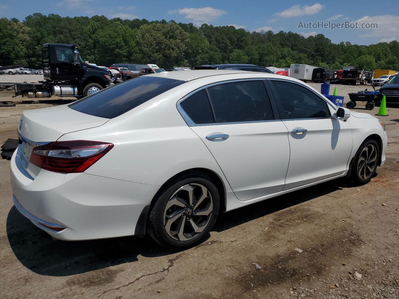 2017 Honda Accord Exl White vin: 1HGCR2F81HA219231