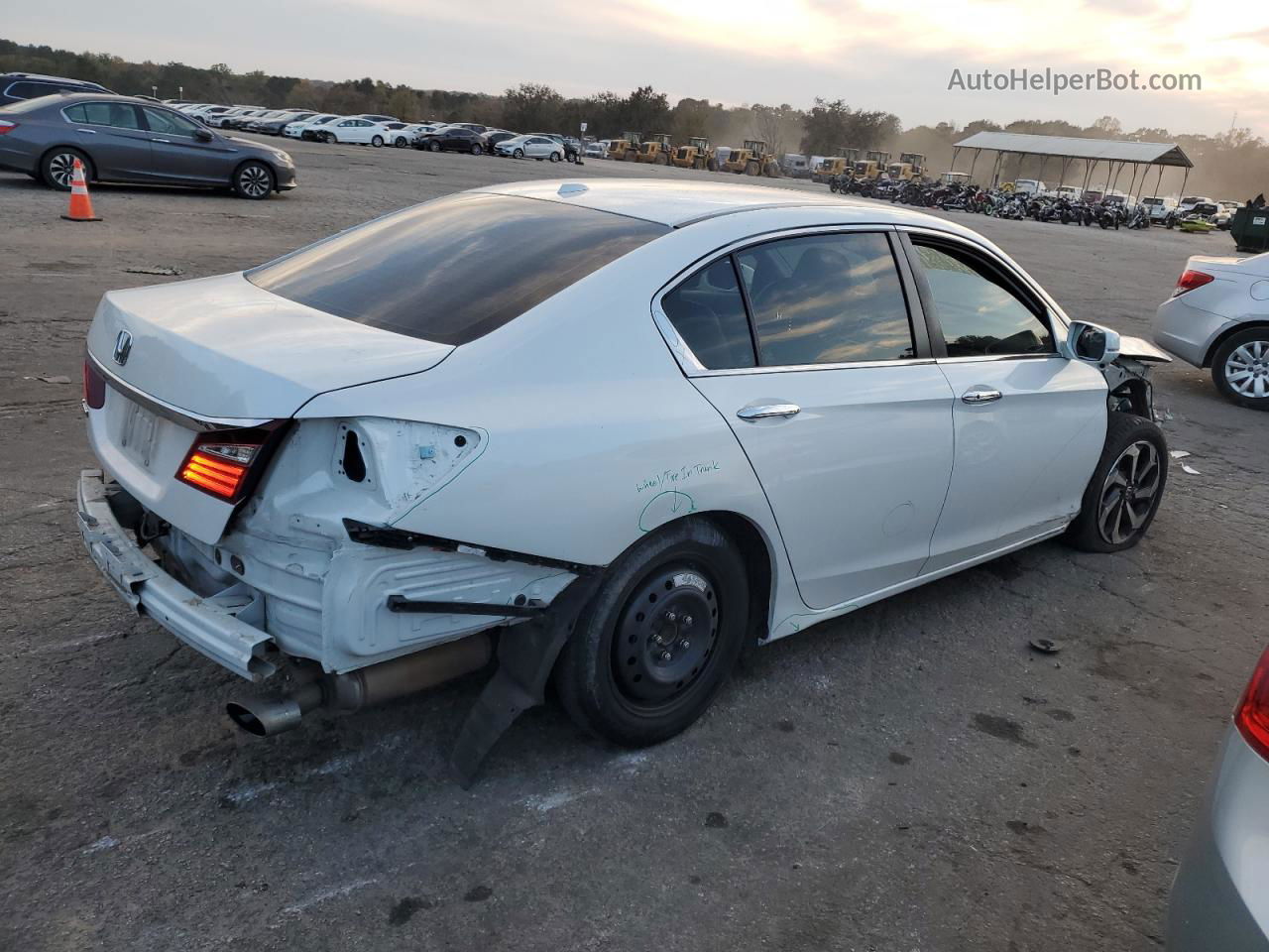 2017 Honda Accord Exl White vin: 1HGCR2F83HA062513