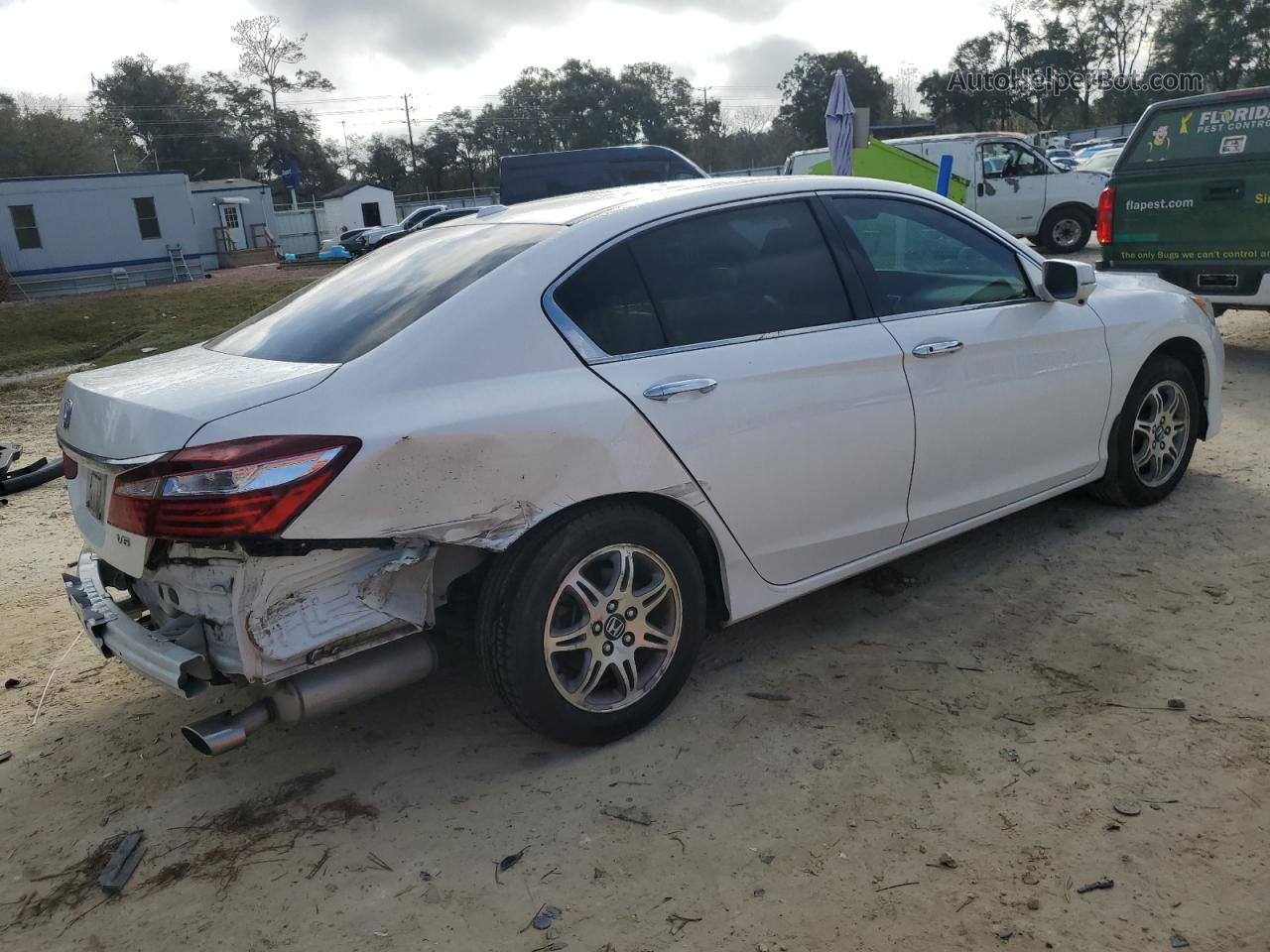 2017 Honda Accord Exl White vin: 1HGCR3F07HA032902