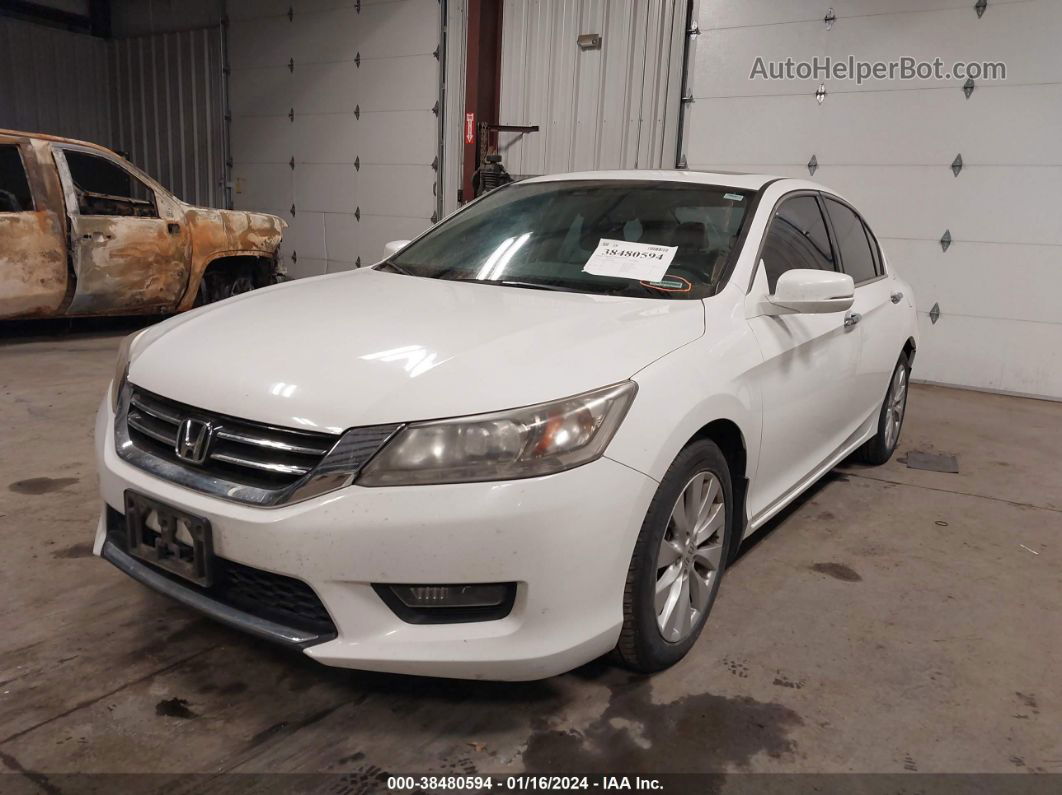 2014 Honda Accord Touring White vin: 1HGCR3F90EA024456