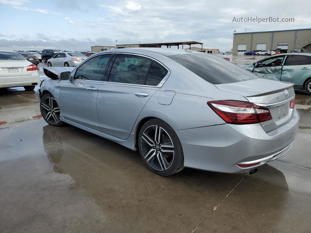 2016 Honda Accord Touring Silver vin: 1HGCR3F90GA008017