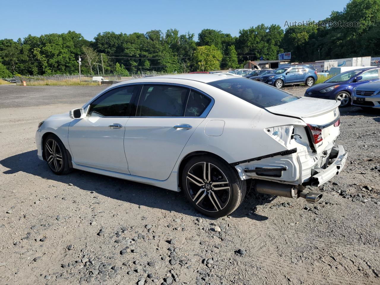 2017 Honda Accord Touring White vin: 1HGCR3F91HA008058