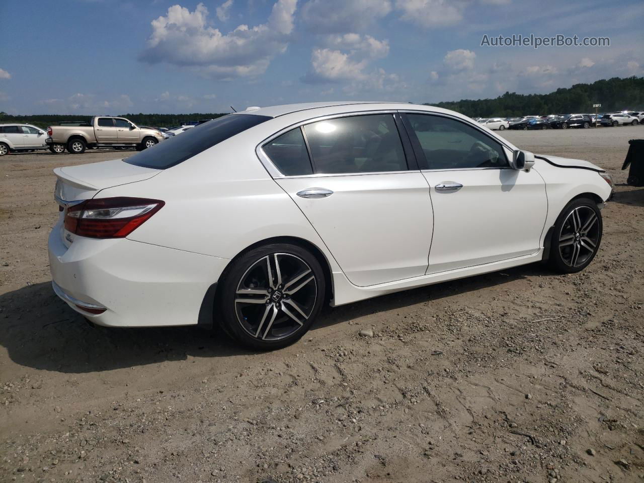 2017 Honda Accord Touring White vin: 1HGCR3F92HA014435