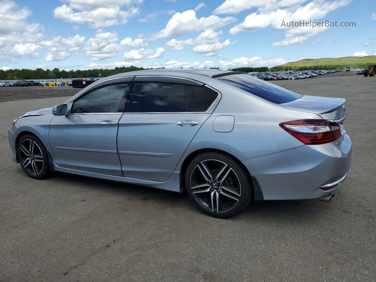 2017 Honda Accord Touring Silver vin: 1HGCR3F93HA027162