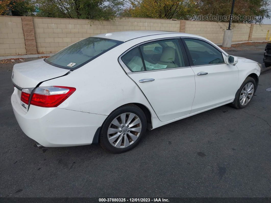 2015 Honda Accord Sedan Touring White vin: 1HGCR3F95FA013552