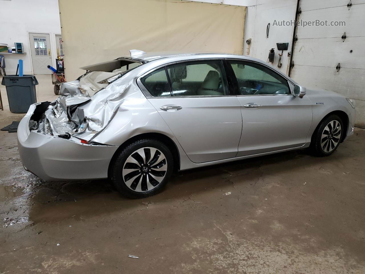 2015 Honda Accord Hybrid Silver vin: 1HGCR6F37FA002825