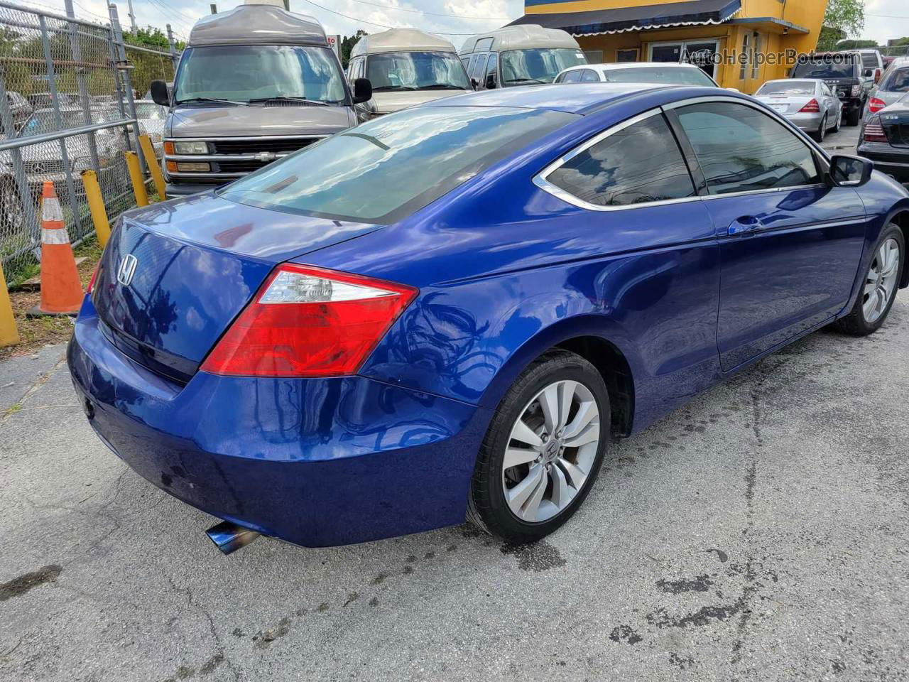 2008 Honda Accord Lx-s Blue vin: 1HGCS12338A018813