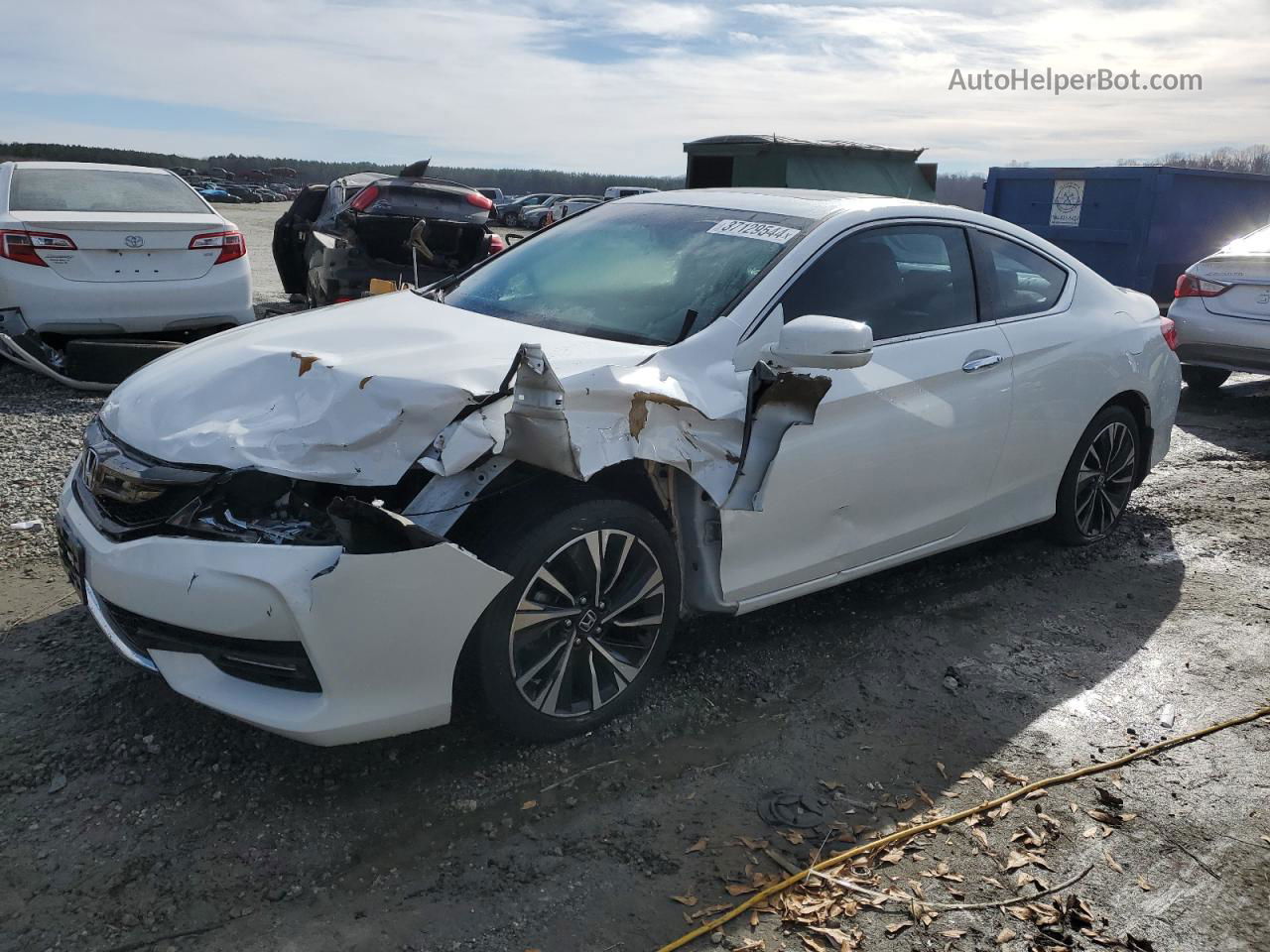 2017 Honda Accord Exl White vin: 1HGCT1B83HA006363