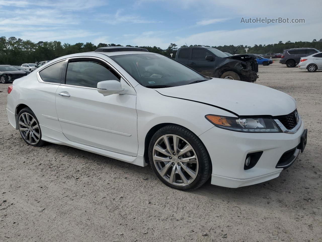 2015 Honda Accord Exl White vin: 1HGCT2B82FA008138