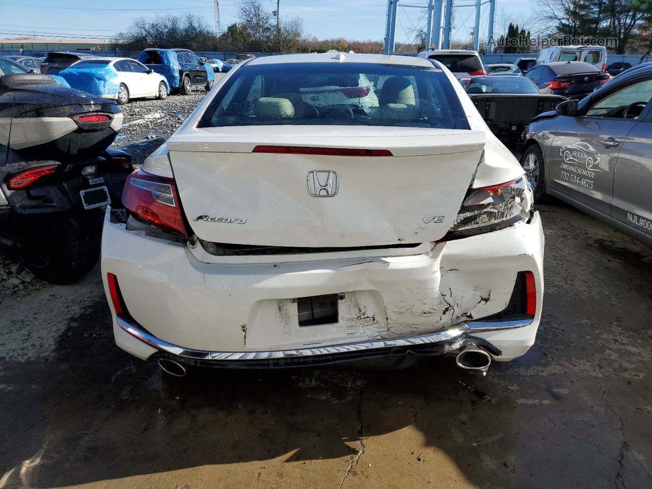 2017 Honda Accord Exl White vin: 1HGCT2B8XHA002655