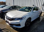 2017 Honda Accord Exl Белый vin: 1HGCT2B8XHA002655