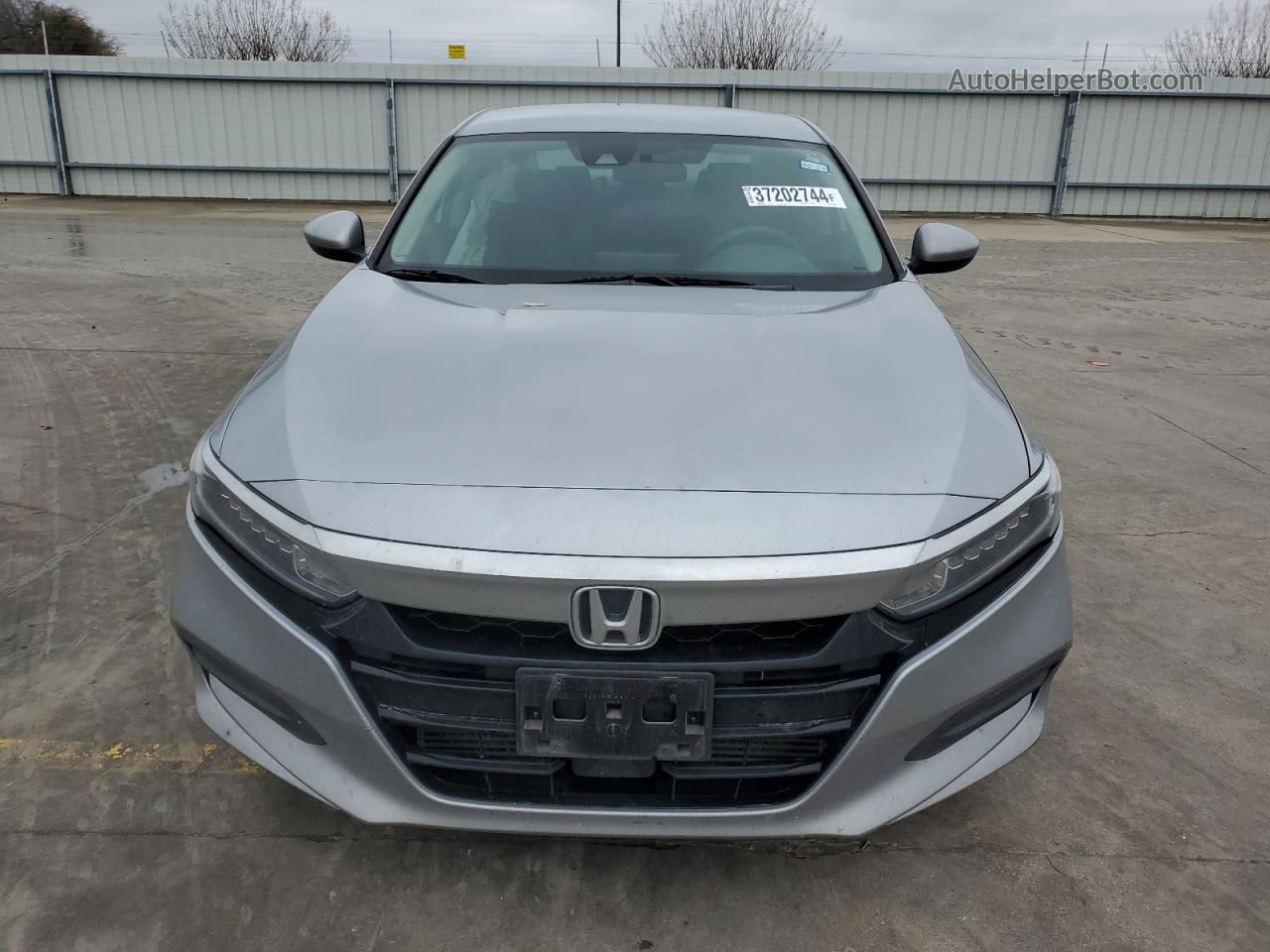 2019 Honda Accord Lx Серебряный vin: 1HGCV1F11KA066317