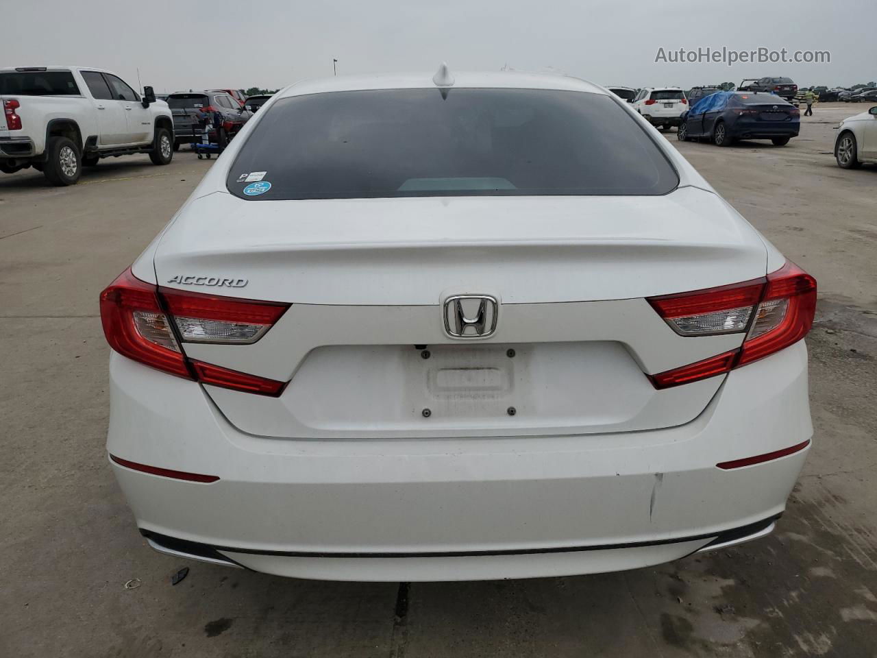 2018 Honda Accord Lx Белый vin: 1HGCV1F1XJA091618