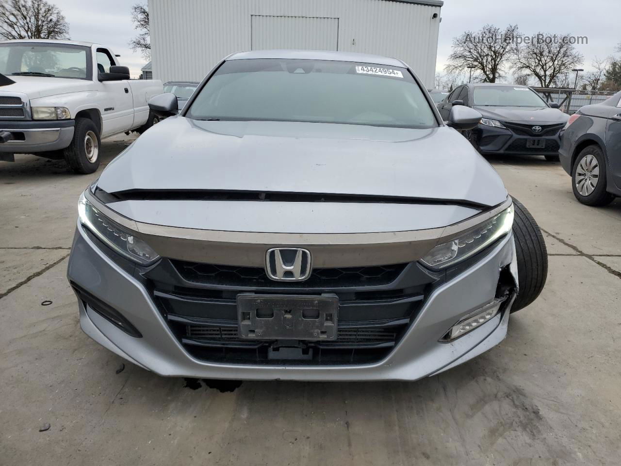 2018 Honda Accord Sport Silver vin: 1HGCV1F35JA238736