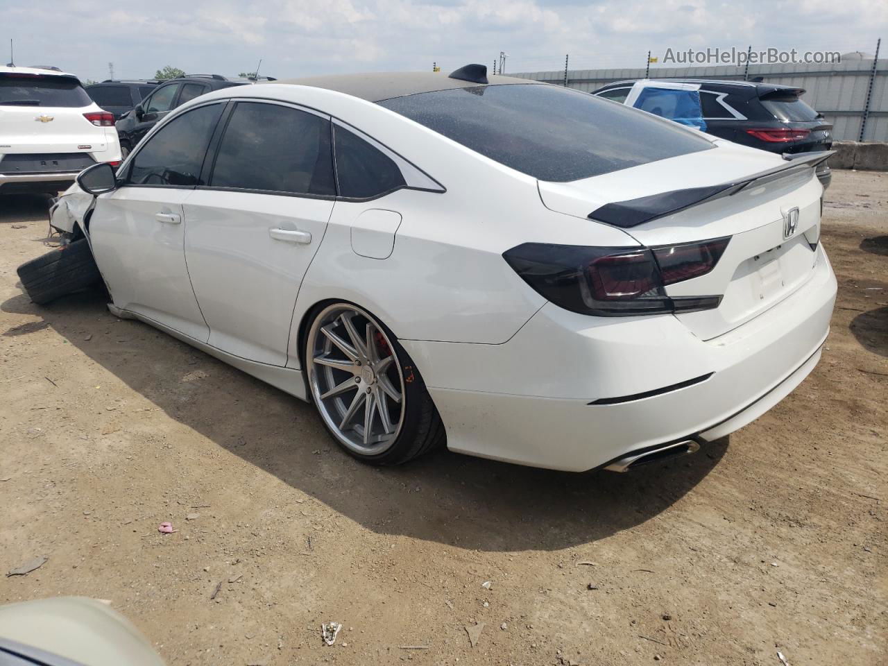 2018 Honda Accord Sport White vin: 1HGCV1F3XJA102571