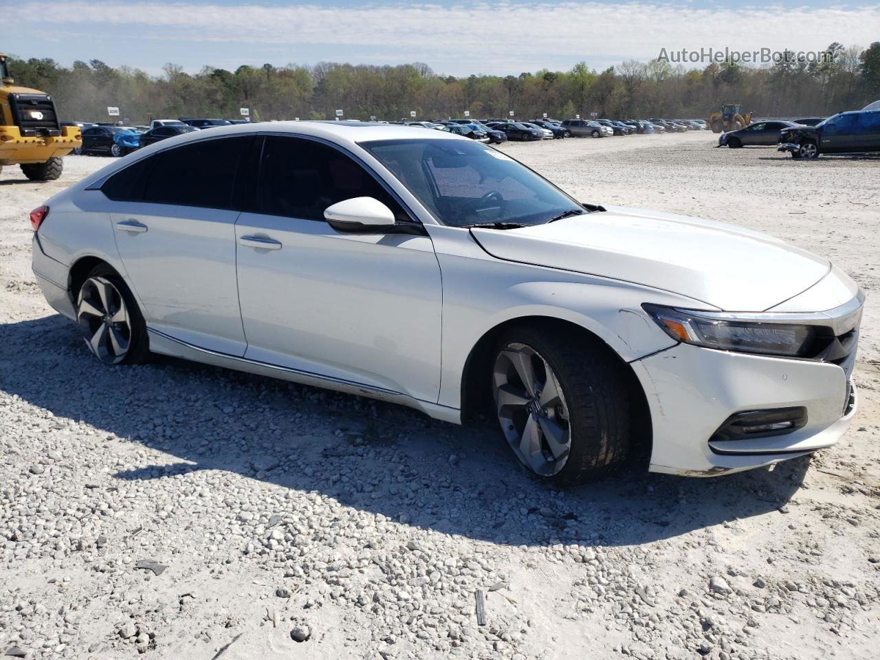 2018 Honda Accord Touring White vin: 1HGCV1F91JA163408