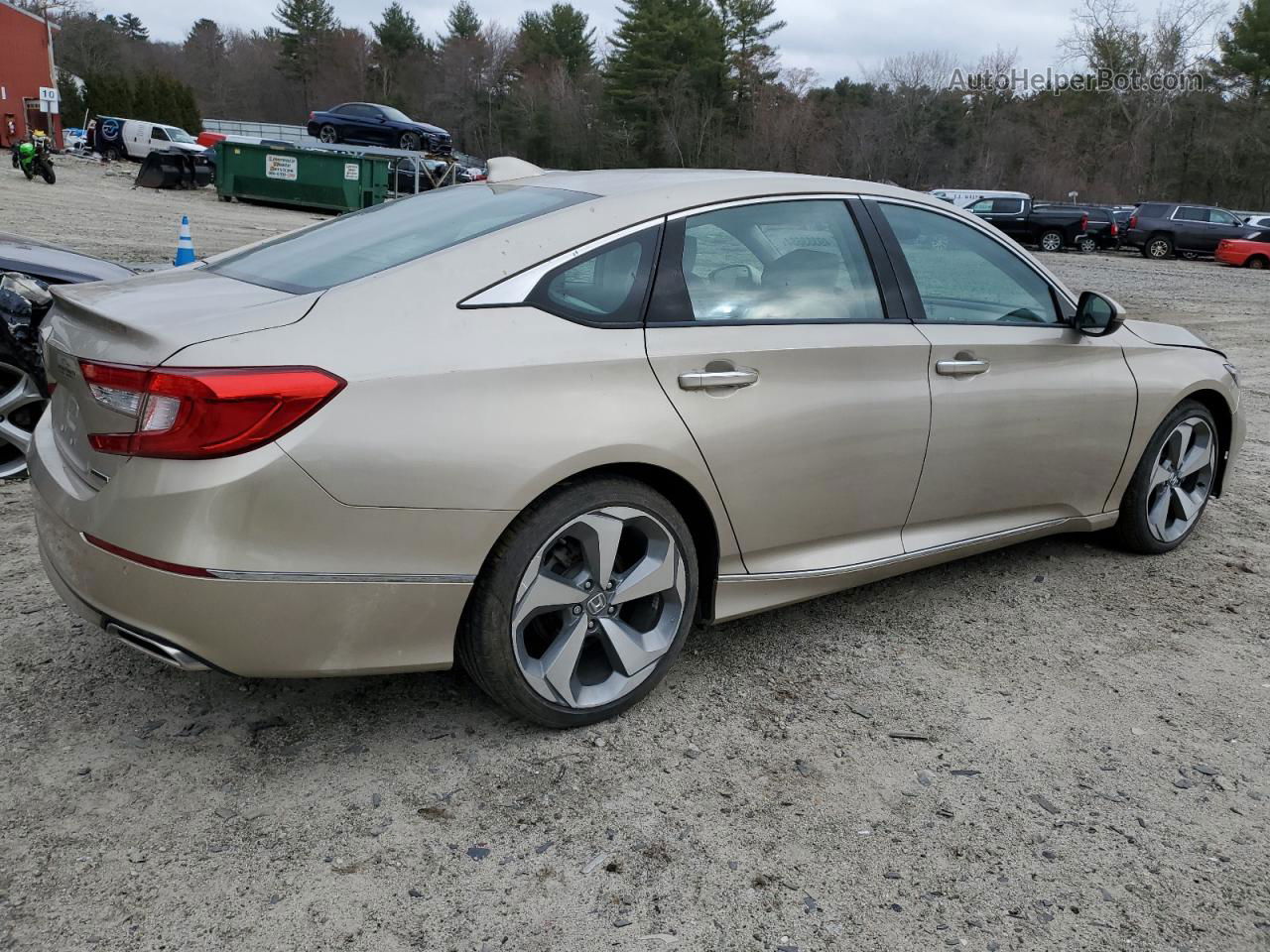 2018 Honda Accord Touring Tan vin: 1HGCV1F95JA135451